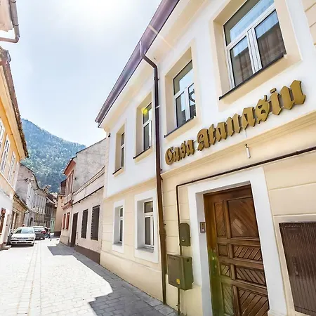 Casa Atanasiu Langa Biserica Neagra In Centrul Istoric (adults Only) Vendégház