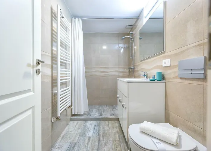 Casa Atanasiu Lângă Biserica Neagră în Centrul Istoric 3*